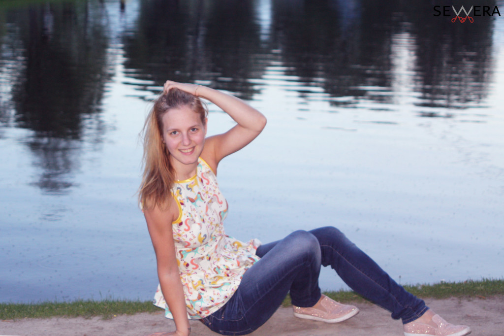 Sitting at Olympiapark-lake in Backless Top