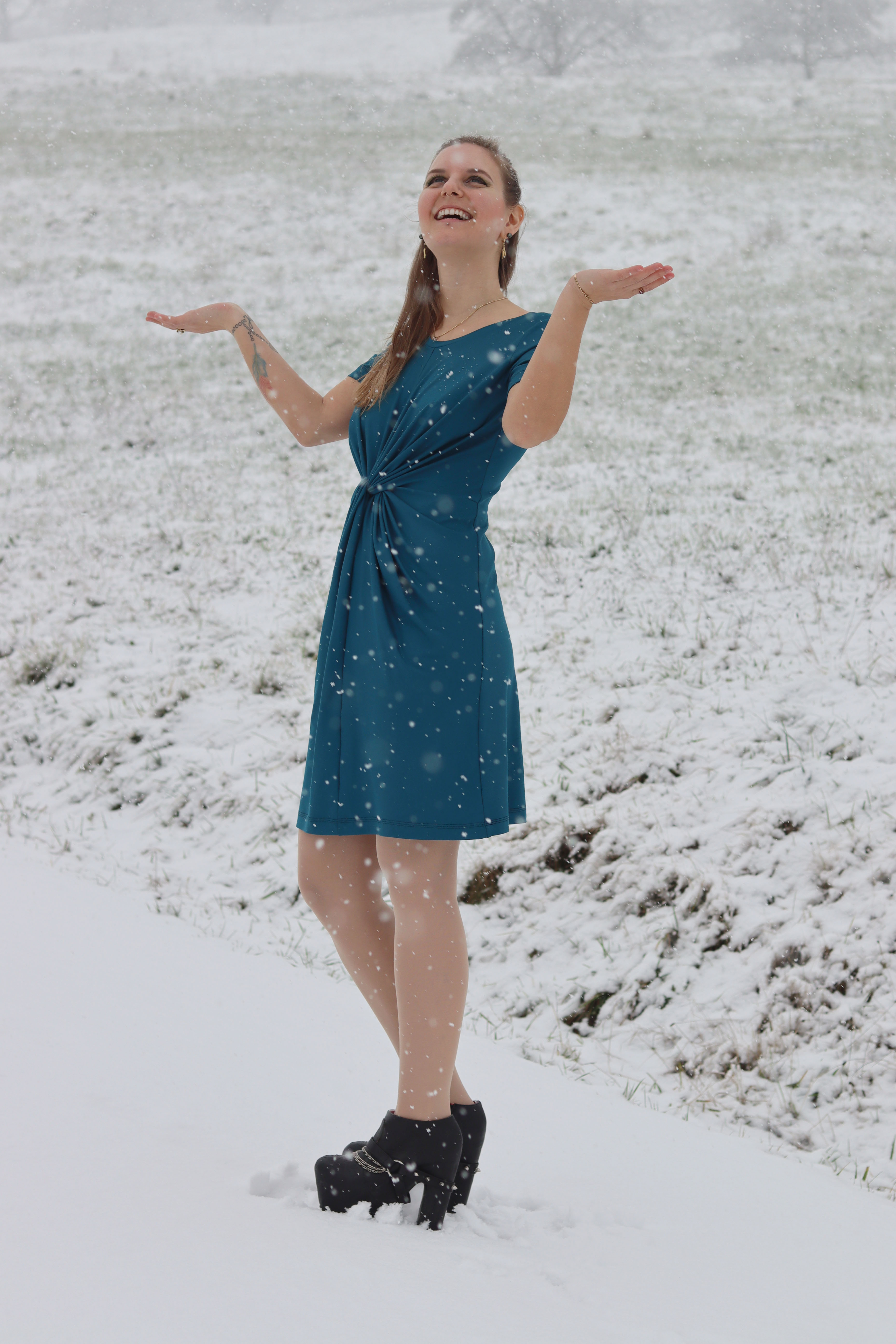 Summer dress in the snow - the Twisted Dress - Sewera Fashion